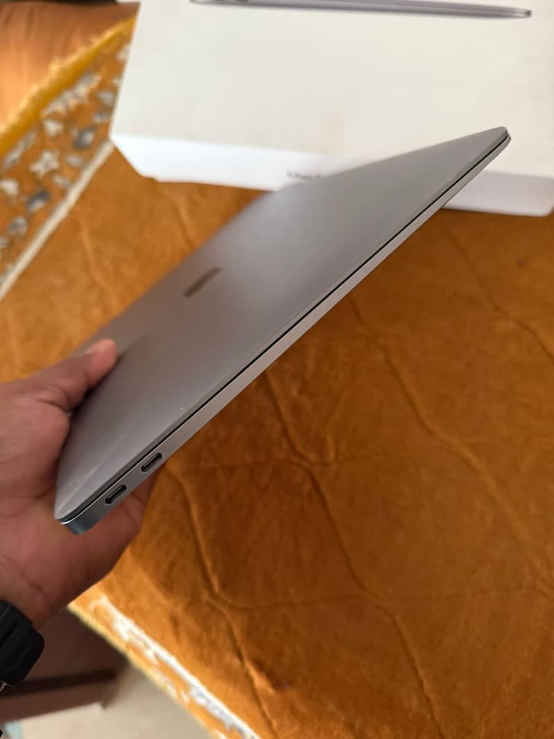 MacBook Air M1 512 GB 5