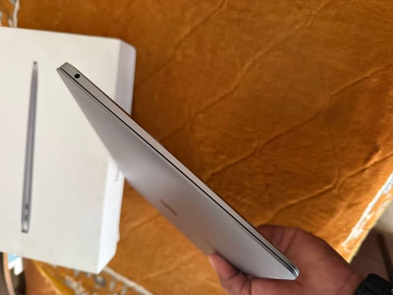 MacBook Air M1 512 GB 9