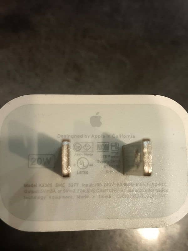 iphone 20Watt adapter 0