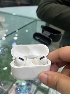 apple Airpods pro