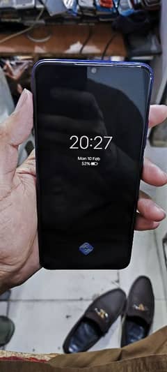 vivo y51 4+128 in display finger print