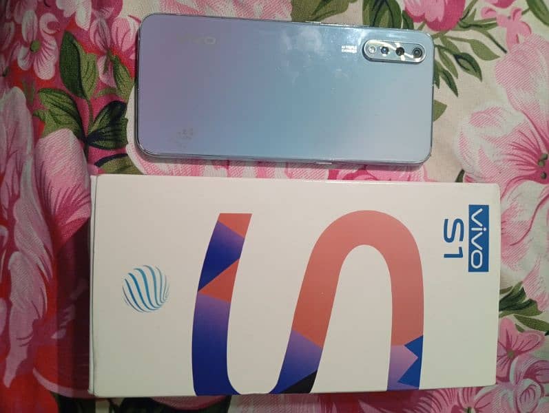 Vivo S1 0