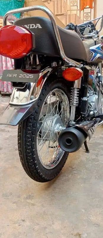 Honda CG125 Like Zero meter condition 2025 model Black color Apl4 3