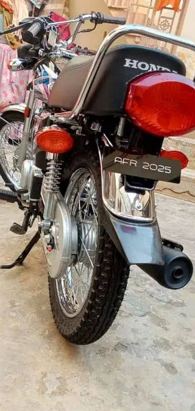 Honda CG125 Like Zero meter condition 2025 model Black color Apl4 5