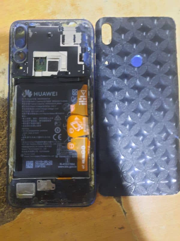 Huawei y9 prime parts only board dead panel dead 1