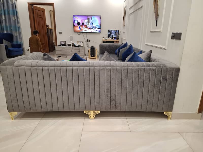 Used L-shape sofa with one 4 seater sofa. 14