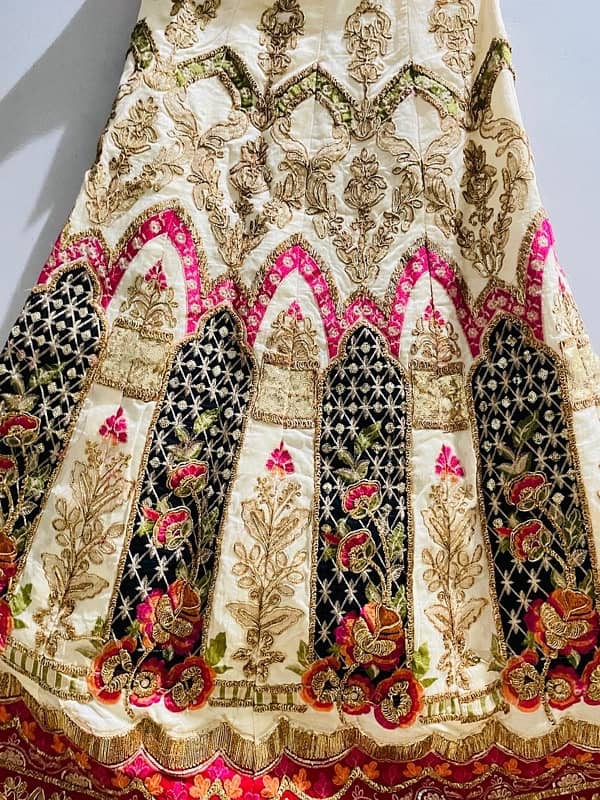 Mehndi or barat lehnga 1