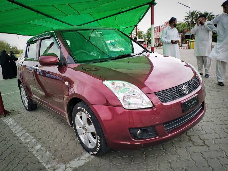 Suzuki Swift 2012 1