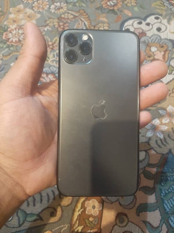 IPhone 11 pro Max 1