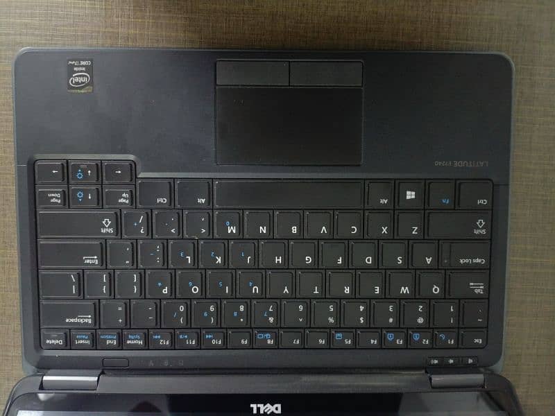 Dell Latitude E7240 – Used, Working Condition 0