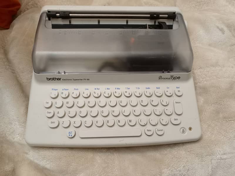 Typewriter electronic 0