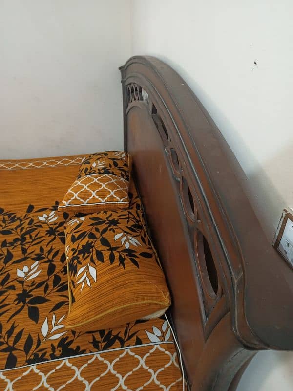 bed used 1