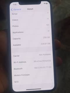 New 10 by 10 kndishn non pta 256 gb 77 battry health