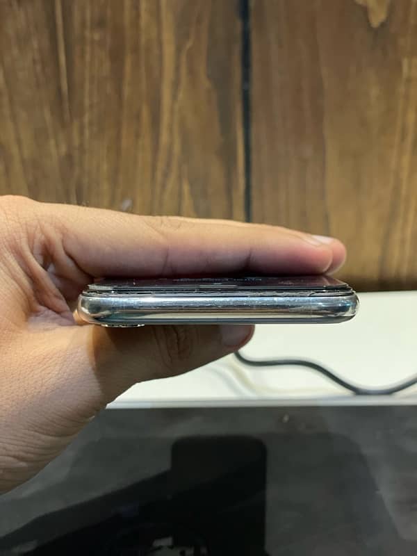 Iphone X Non PTA 64 GB 3