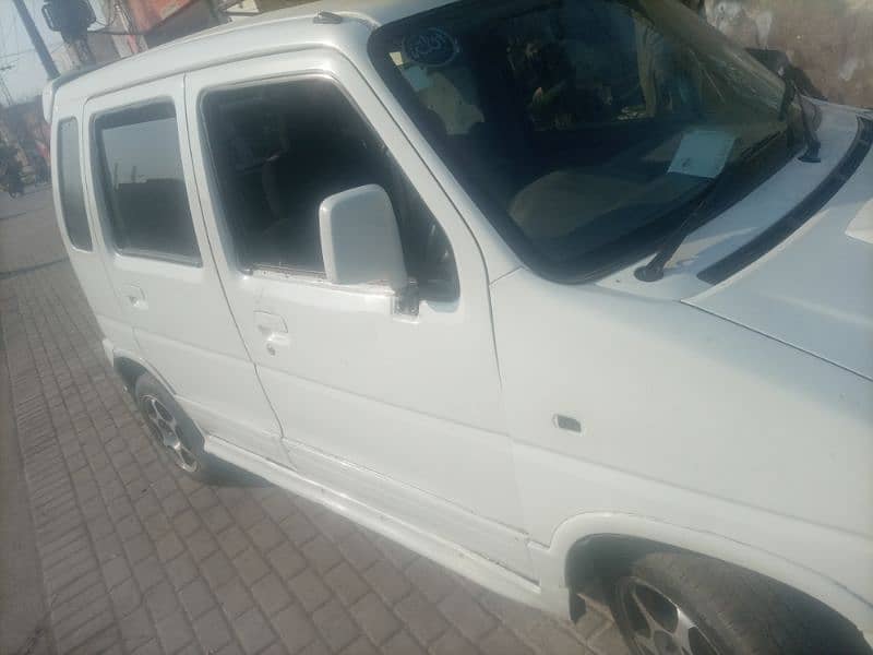 Suzuki Wagon R 2000 1