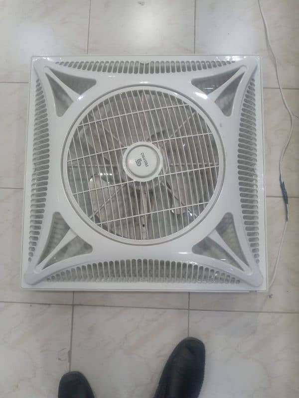 2 feet by 2 feet selling fan urgent sale 0