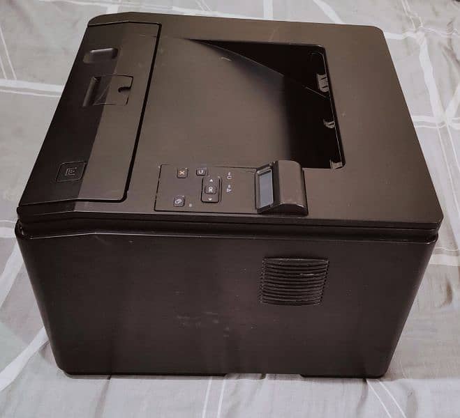 HP 400 Series Printer (M401DNE) (Family Used) 1