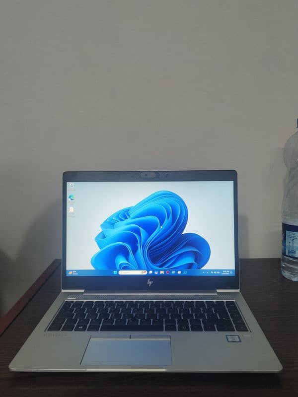 HP (Elite) , 8th Generation , i5 0