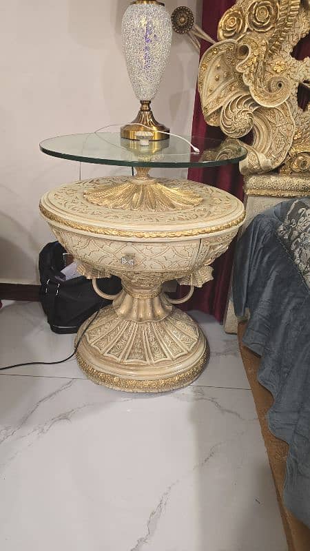 Full bridal bedset chinioti design coffee table and chairs are includ 1