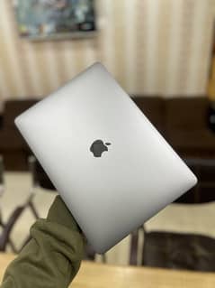 macbook pro 2019