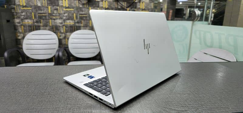 Hp Elitebook 650 G9 Core i5 12th Generation 10