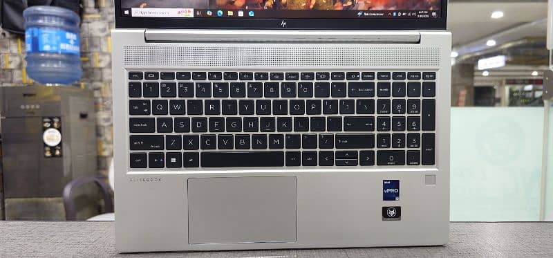 Hp Elitebook 650 G9 Core i5 12th Generation 18