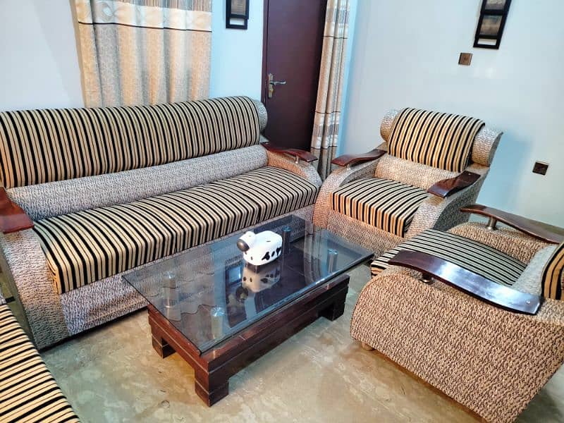 Italian style sofa with table condition 10/9 1