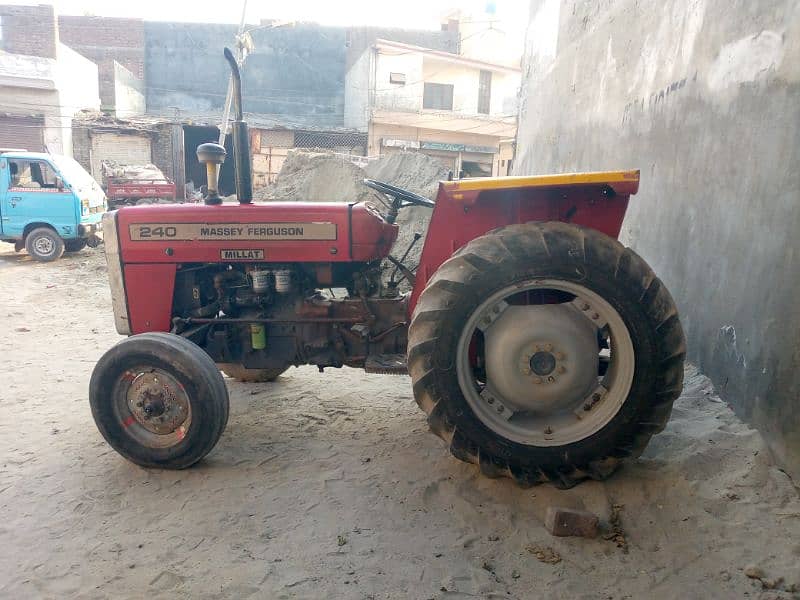 240 Massey engine tight ha haf tair ha huk lagi ha orignal condition 3