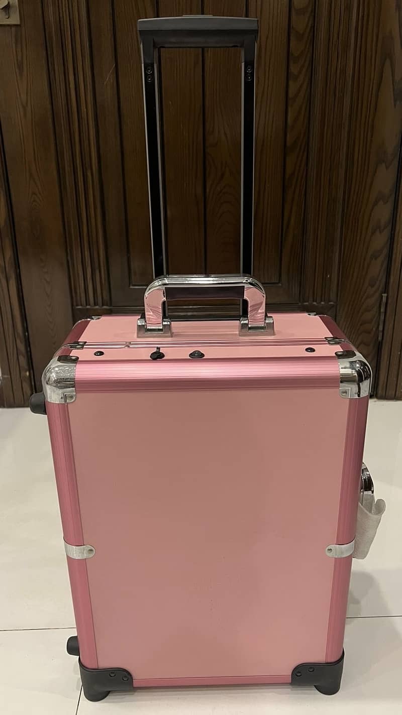 Heavy duty pink makeup beauty box with trolley 0