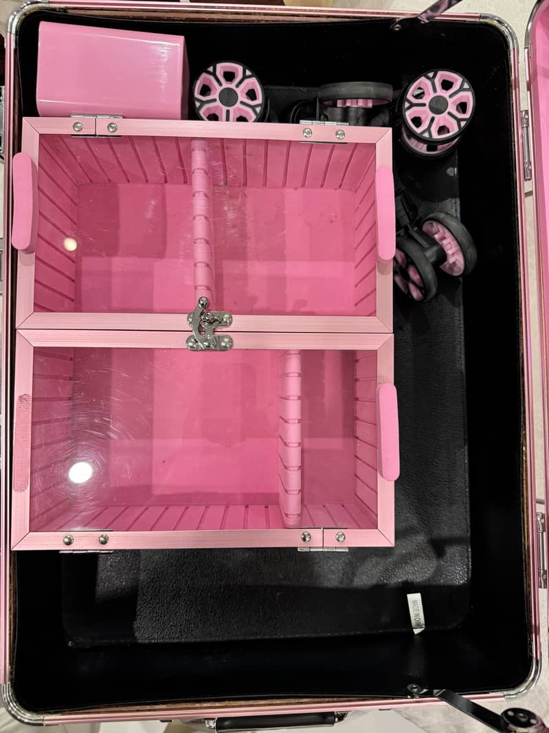 Heavy duty pink makeup beauty box with trolley 4