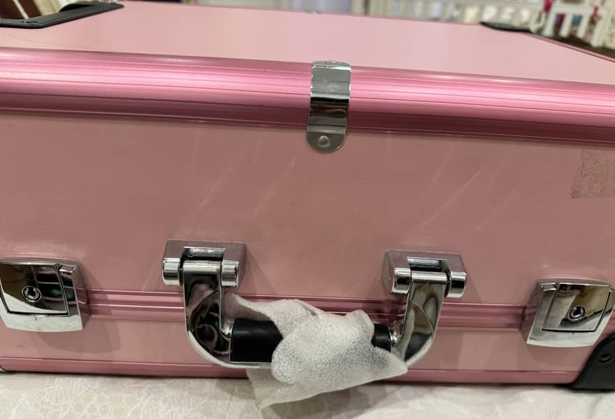 Heavy duty pink makeup beauty box with trolley 6