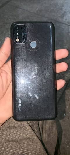 Infinix hot 11 play  4/64 no box 03086992022