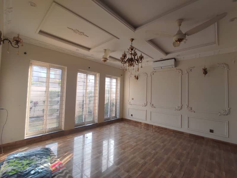 1 KANAL GOOD LOCATION HOUSE AVAILABLE FOR RENT IN OPF HOUSING SOCIETY - BLOCK D 1