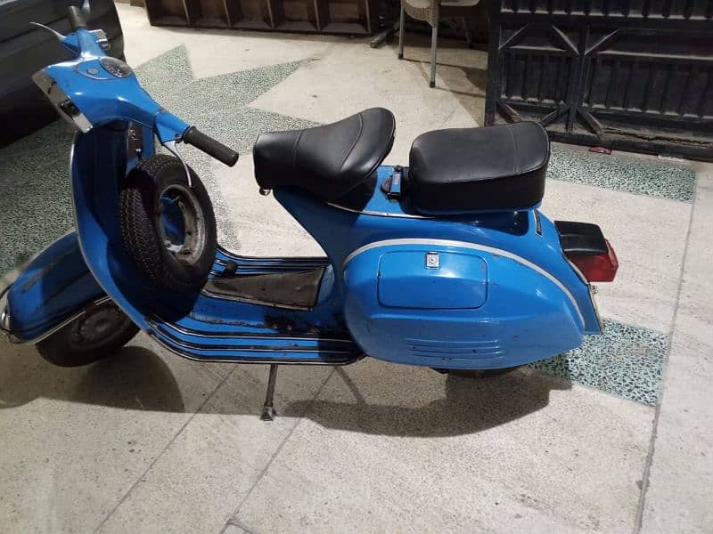 VESPA SUPER 150 CC. 4