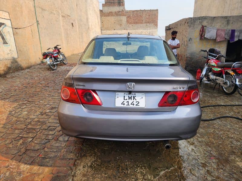 Honda City IDSI 2006 for sale in Valencia town Lahore 4