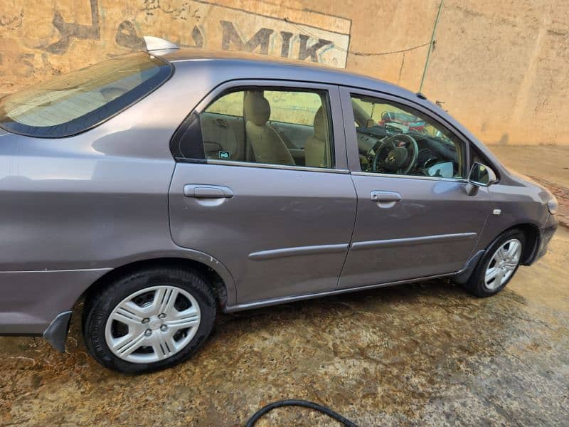 Honda City IDSI 2006 for sale in Valencia town Lahore 7