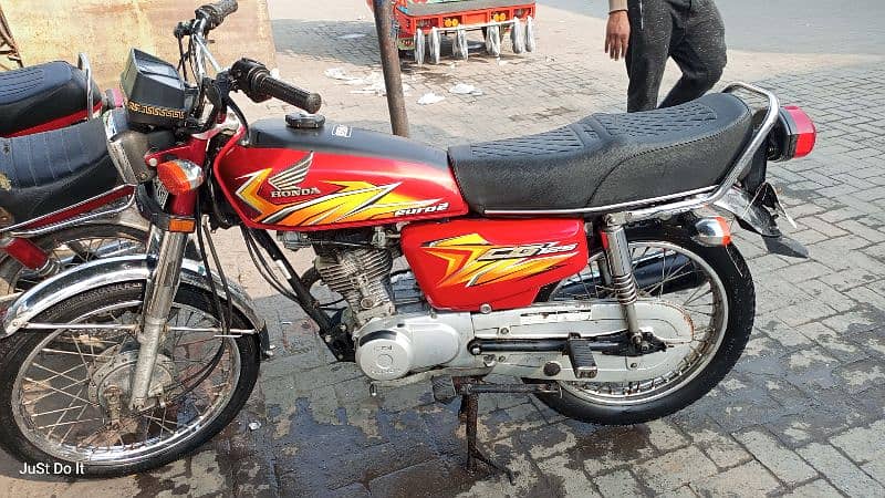 Honda 125 Good Condition 11