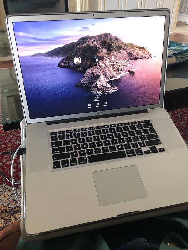 Macbook pro 2010 0