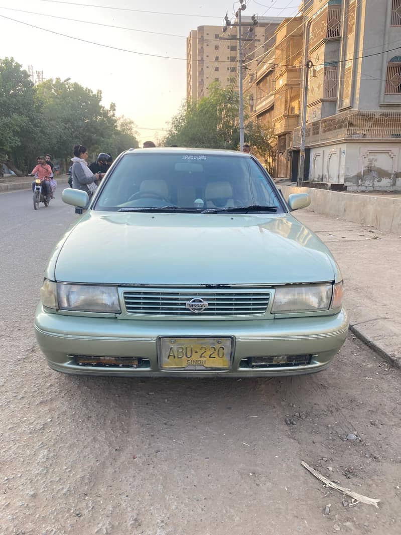 Nissan Sunny 1993 9