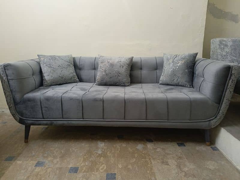 Elegant Sofa Set 5