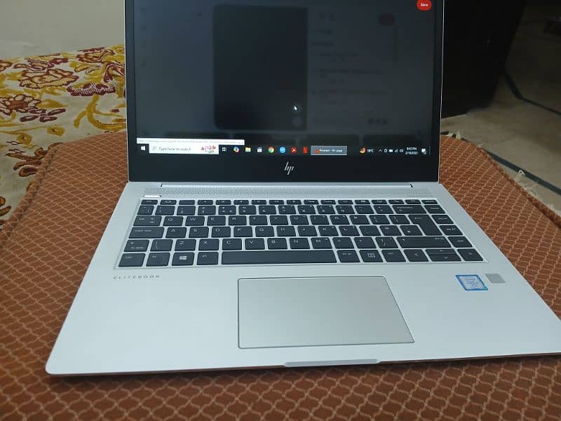 Hp Elitebook folio 1040 G4 i7 V pro 7th gen. with new logo 4