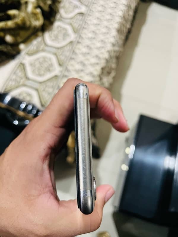 IPhone X | 64GB | PTA 1