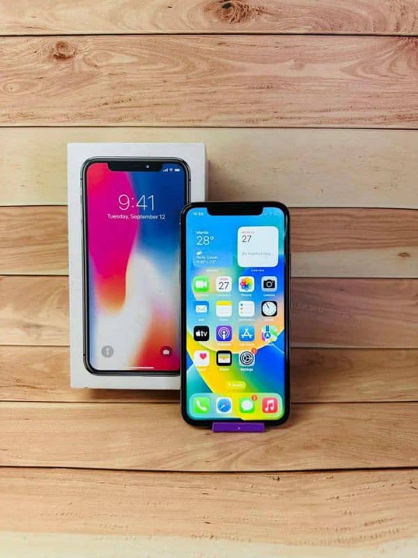 Iphone x pta approved 256gb my whatsapp number ( 0340 5184073 ) 0