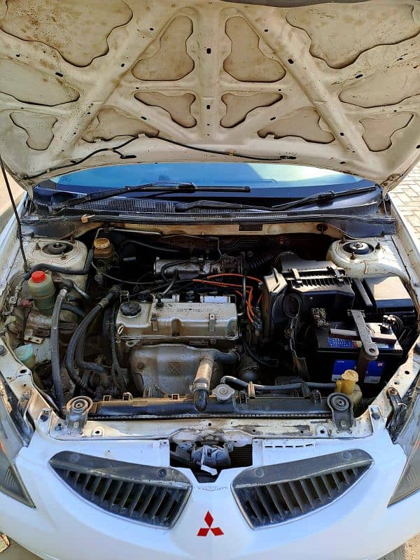 Mitsubishi Lancer 2005 1.3cc Own Engine 12