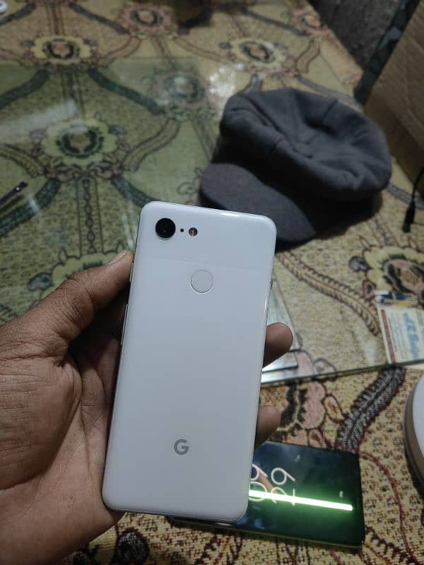 Google pixel 3 4gb 128gb Pta approved 3