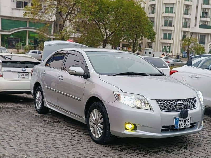 Toyota Corolla Axio LUXEL 2013 2