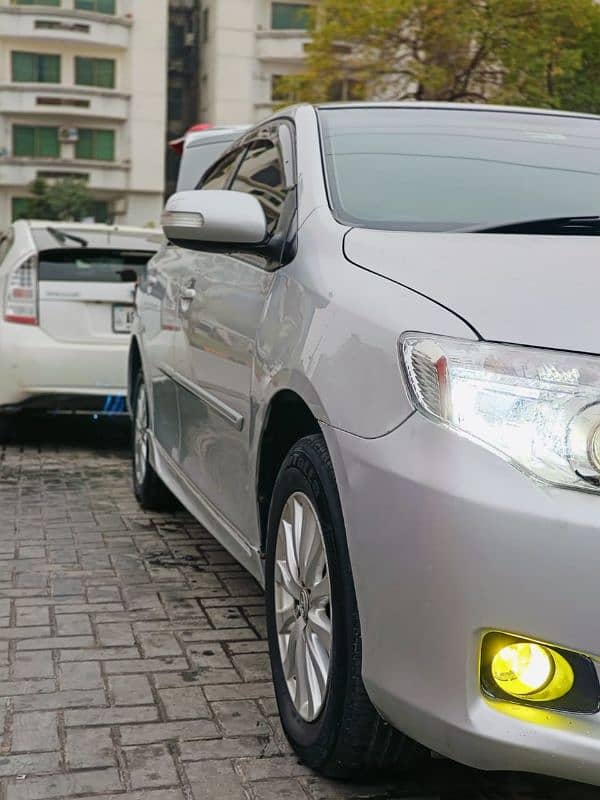 Toyota Corolla Axio LUXEL 2013 3