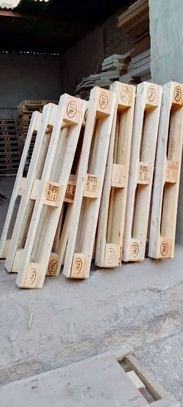 Quality Wooden Pallets |Quality Plastic Pallets |Industrial Pallets 10