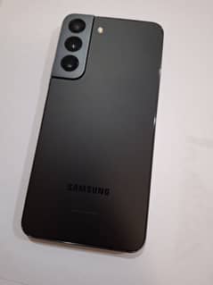 Samsung S22