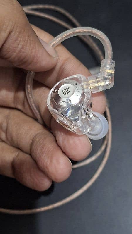 KZ EDX Pro X IEMs with mic 2